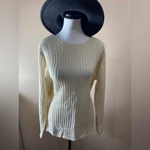 Boho Crochet Sweater NWT - Picture 7 of 15